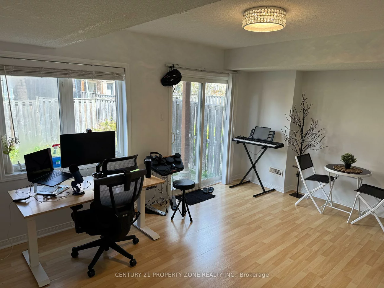 723, Horning, Hurontario, Mississauga