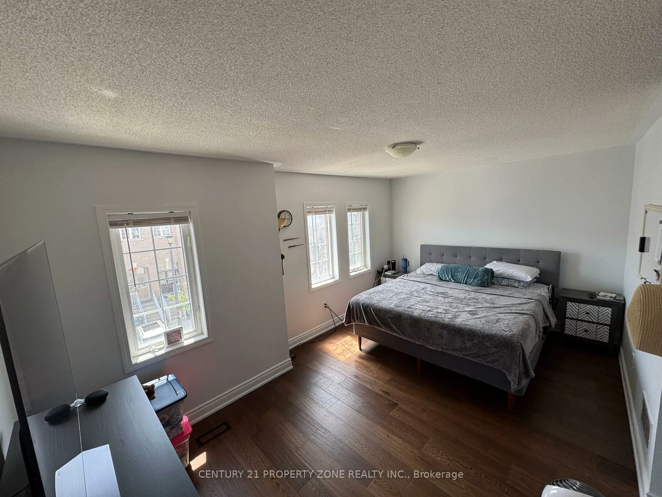 723, Horning, Hurontario, Mississauga