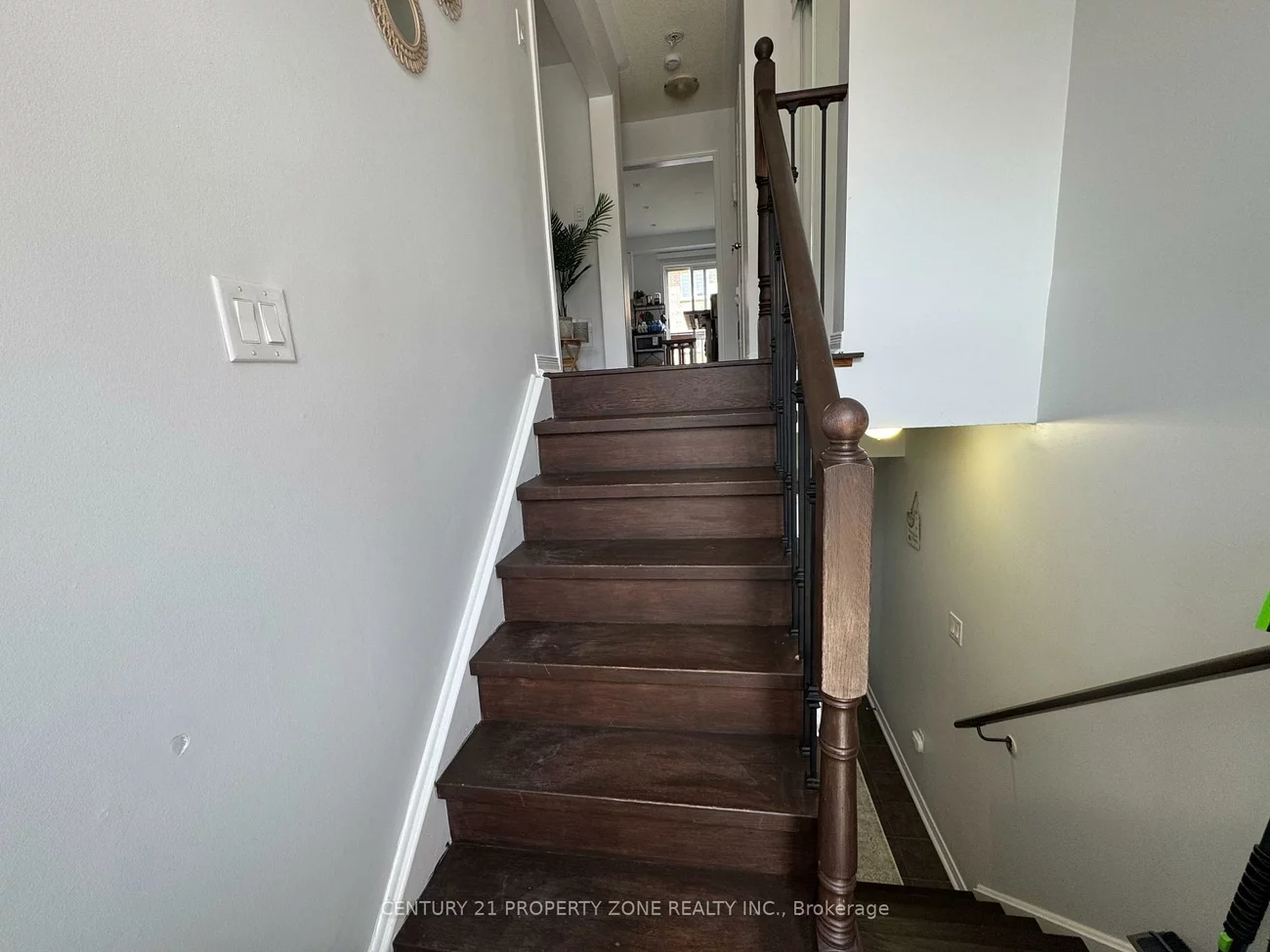 723, Horning, Hurontario, Mississauga