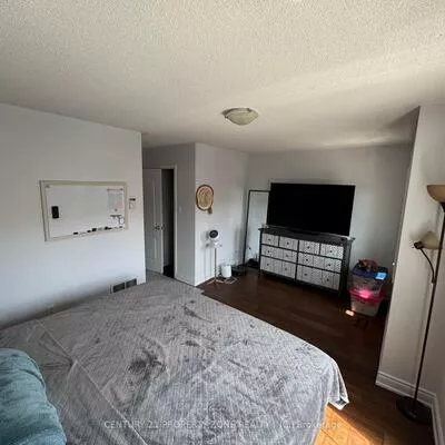 723, Horning, Hurontario, Mississauga