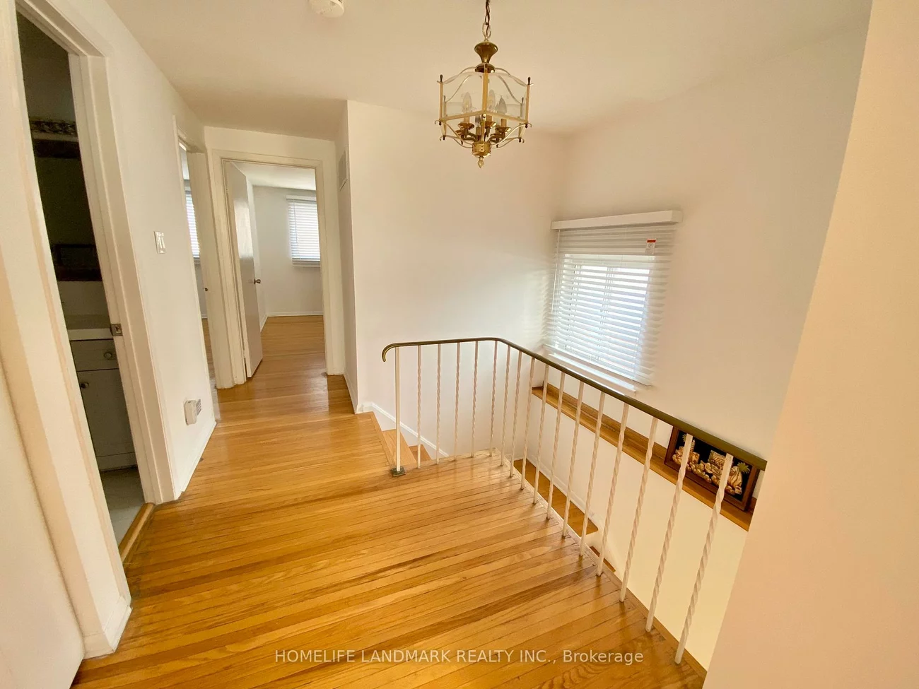 2293, Delkus, Cooksville, Mississauga