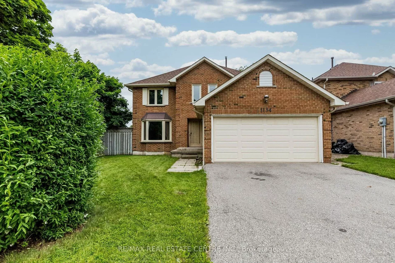 1134, Deer, Creditview, Mississauga