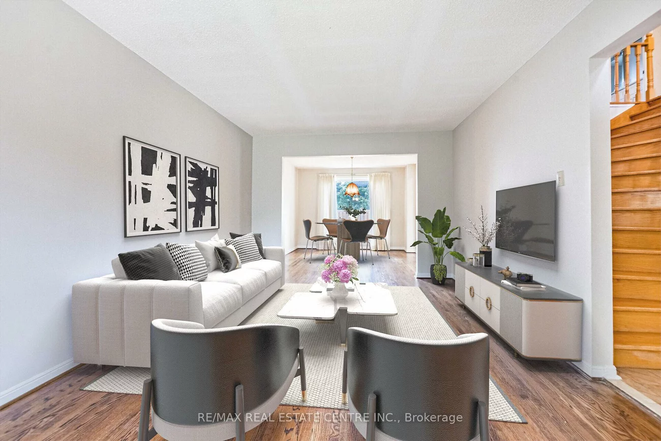 1134, Deer, Creditview, Mississauga