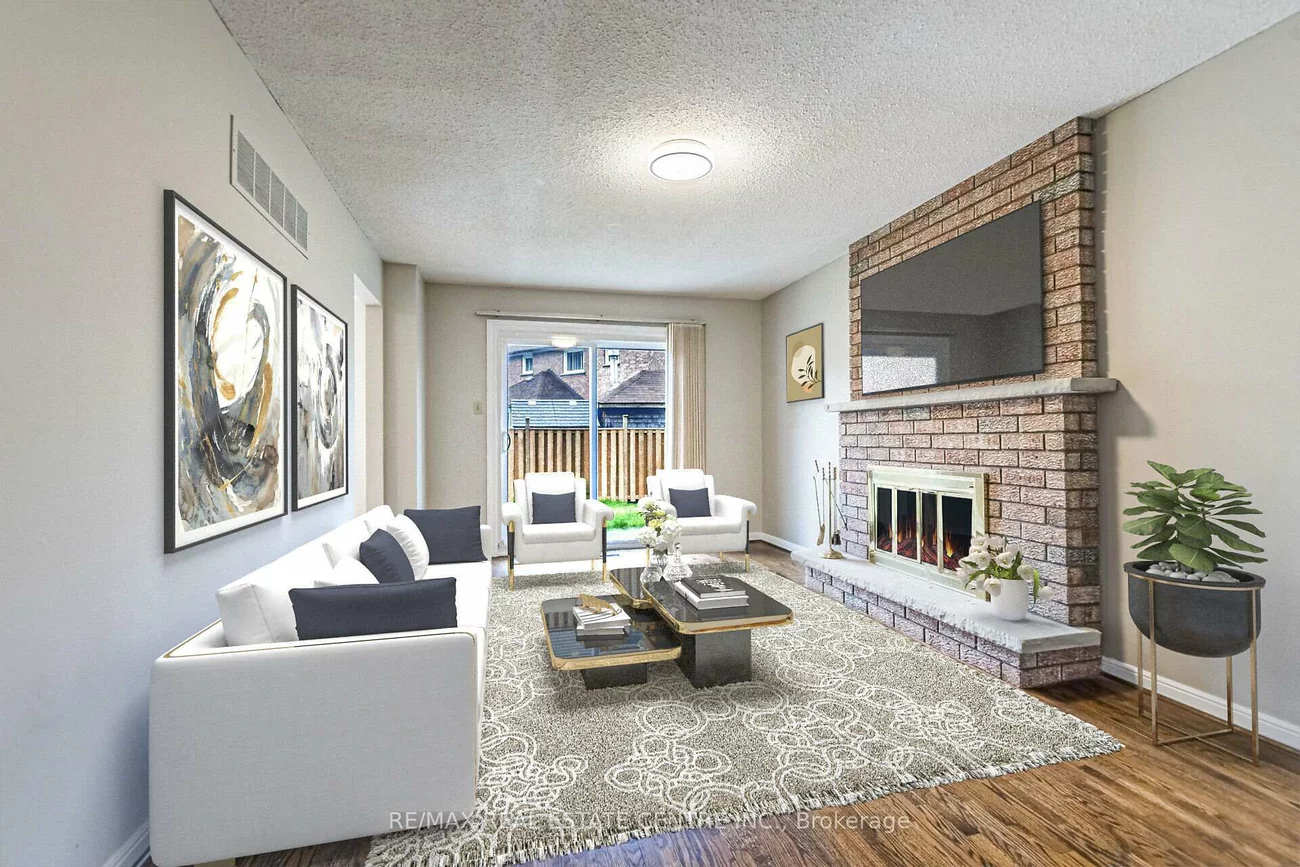1134, Deer, Creditview, Mississauga
