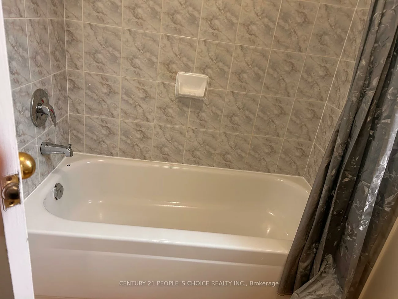 6885, Tassel, Meadowvale Village, Mississauga