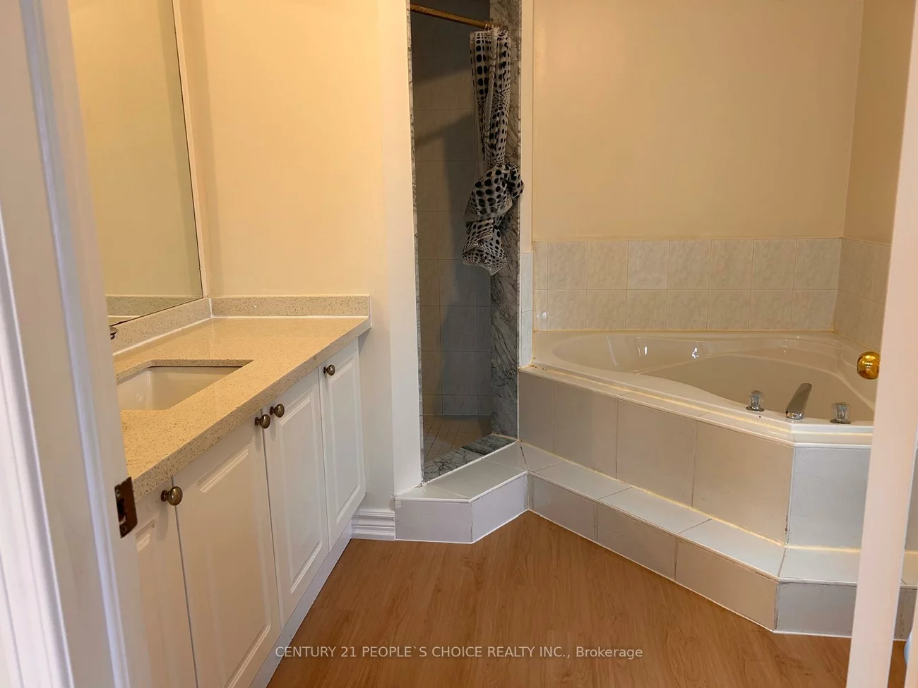 6885, Tassel, Meadowvale Village, Mississauga
