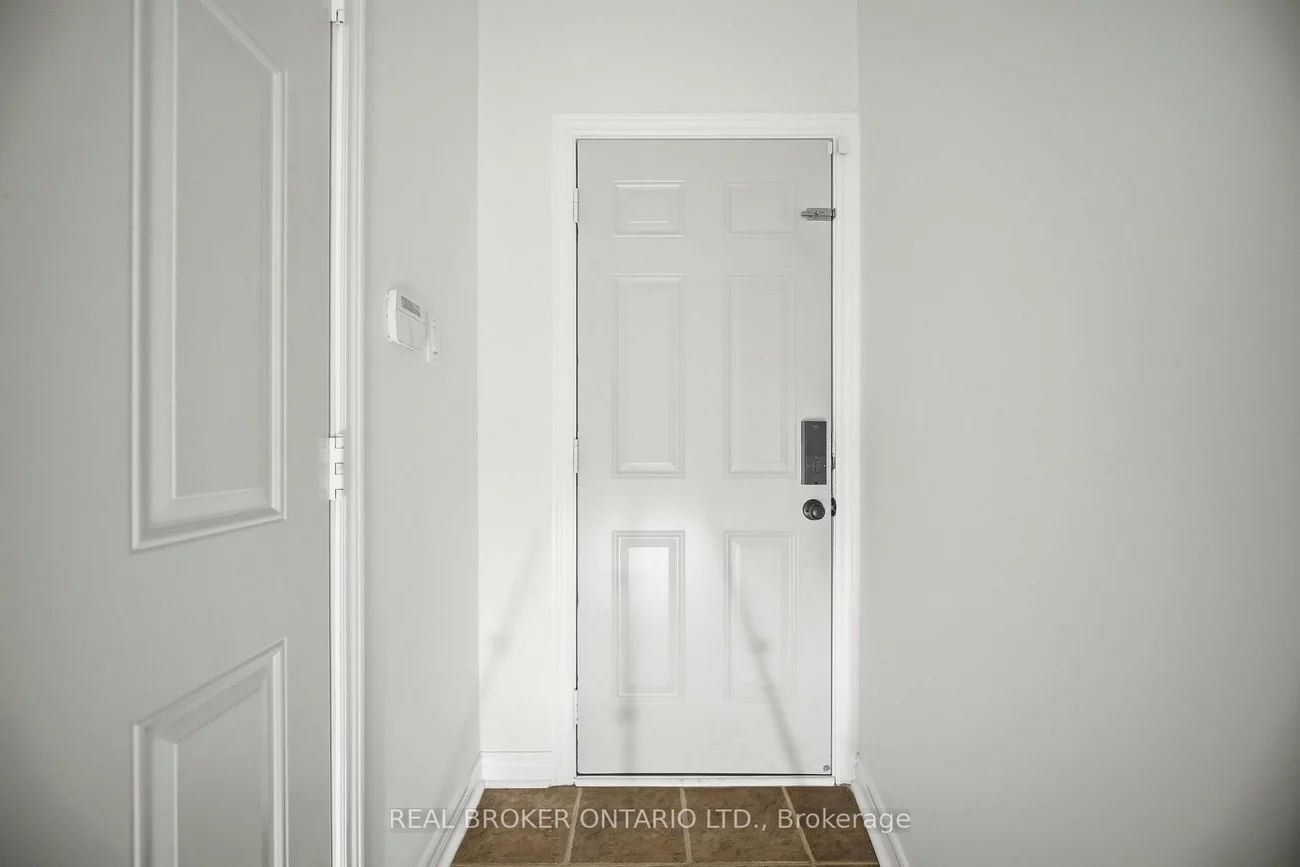 3277, Paul Henderson, Churchill Meadows, Mississauga