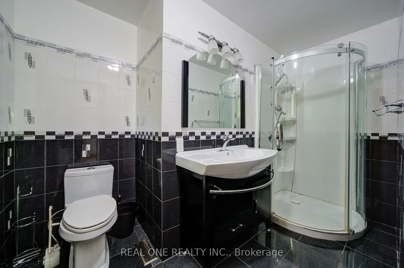 1439, Ballyclare, Erindale, Mississauga