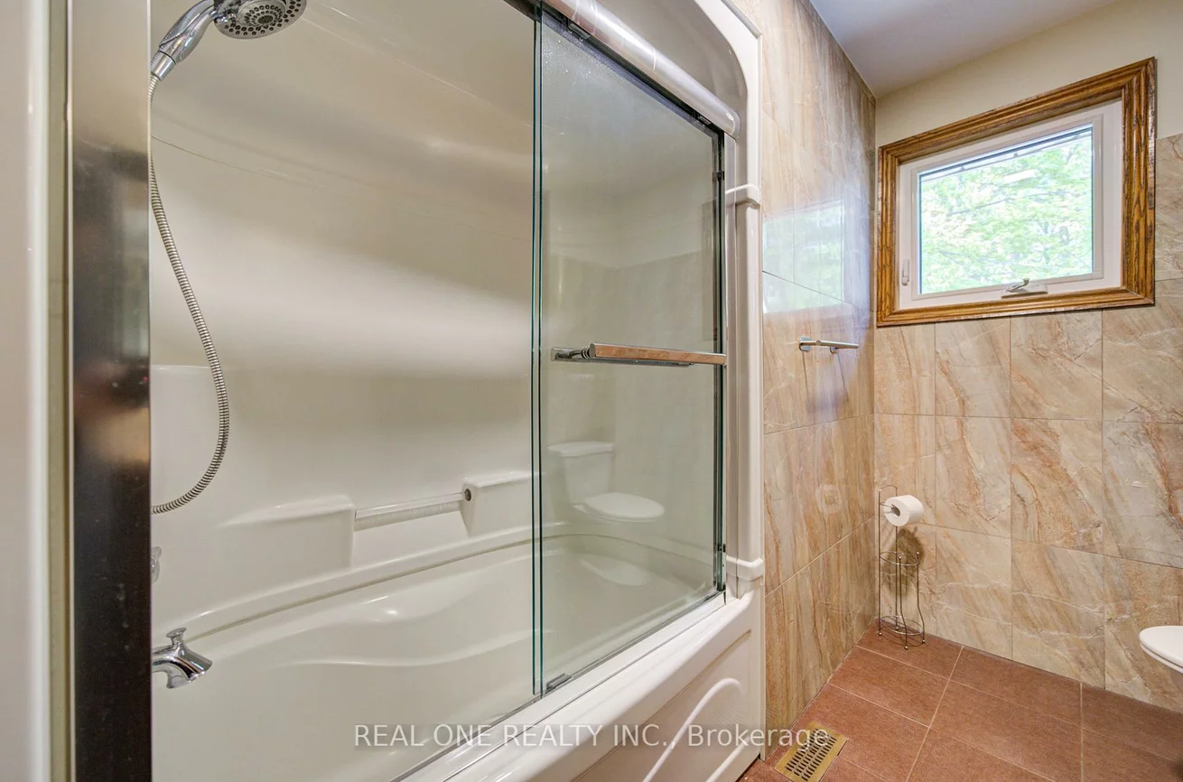1439, Ballyclare, Erindale, Mississauga