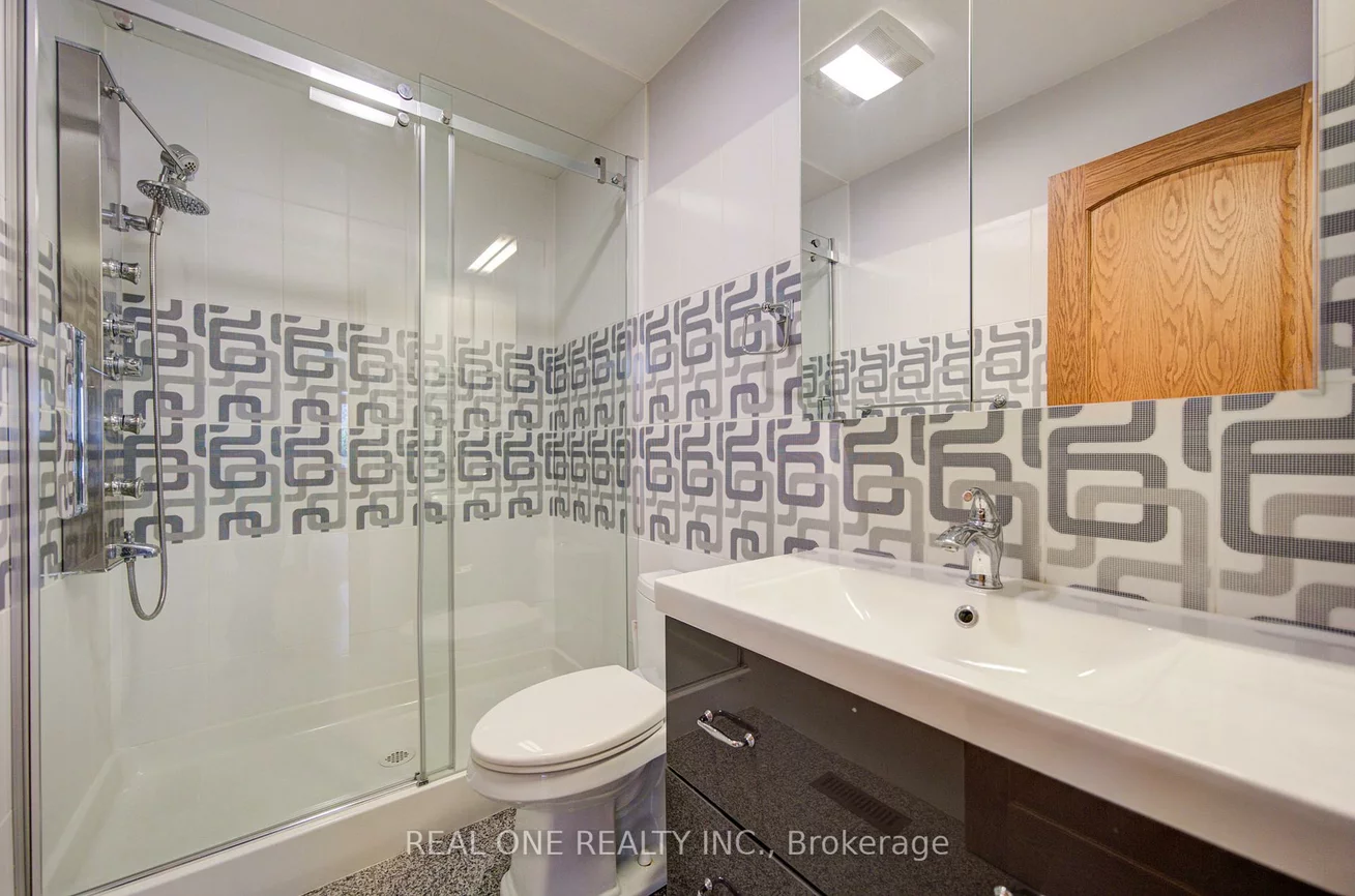 1439, Ballyclare, Erindale, Mississauga