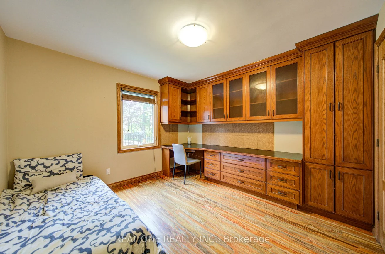 1439, Ballyclare, Erindale, Mississauga