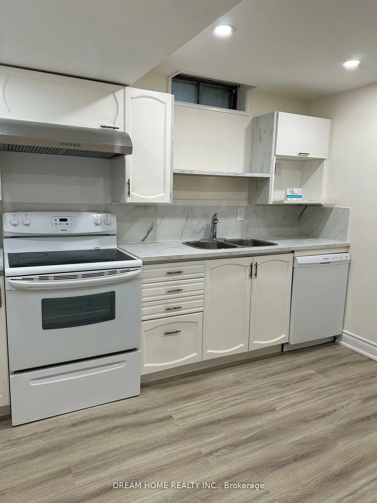 3269, Magwood, Erin Mills, Mississauga