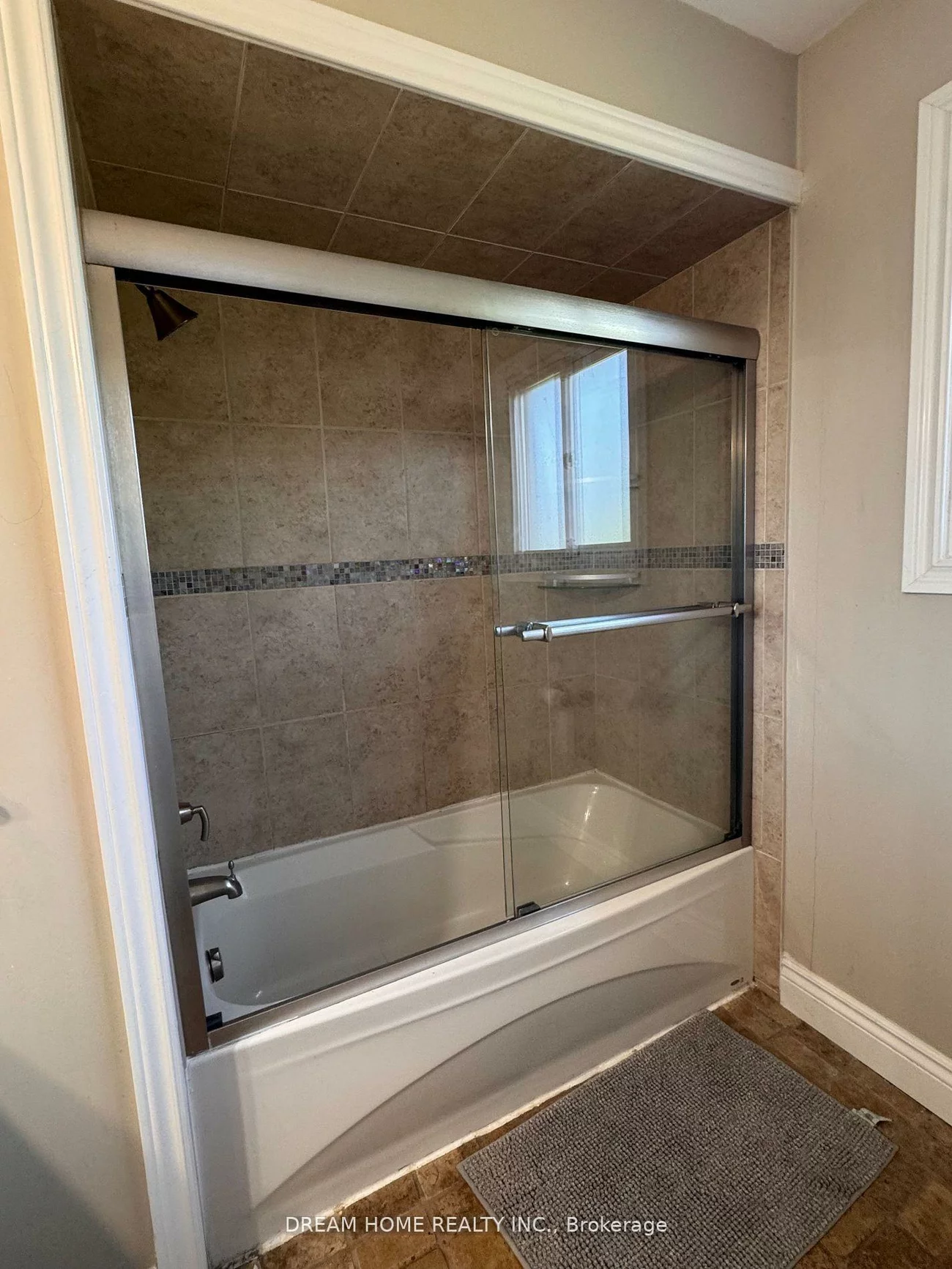 2425, Carlanne, Erindale, Mississauga