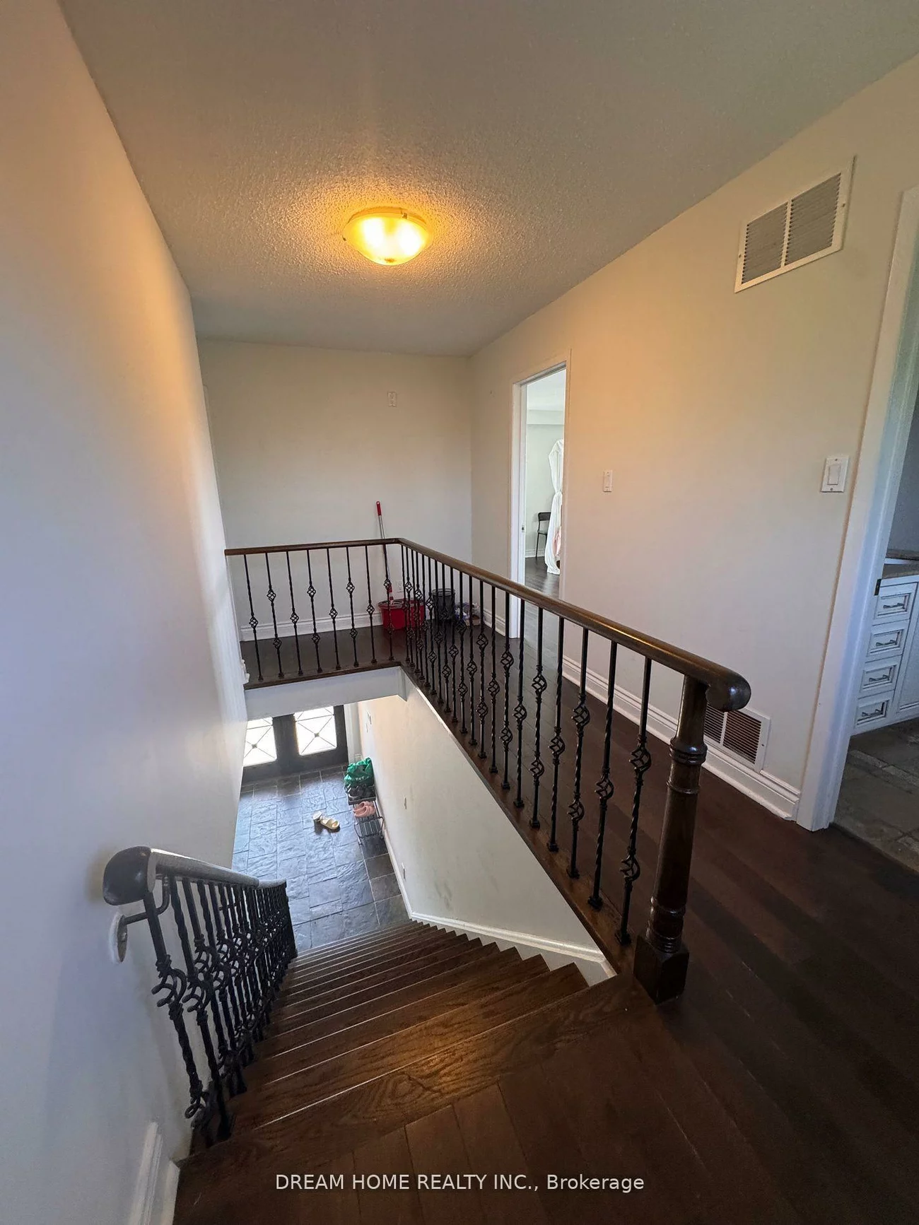2425, Carlanne, Erindale, Mississauga