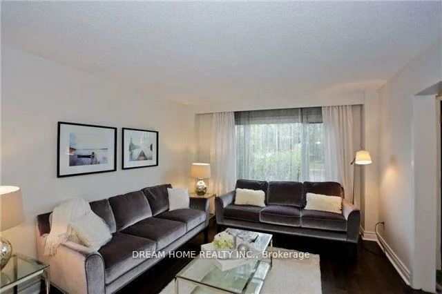 2425, Carlanne, Erindale, Mississauga