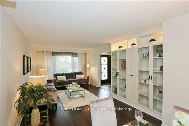 2425, Carlanne, Erindale, Mississauga
