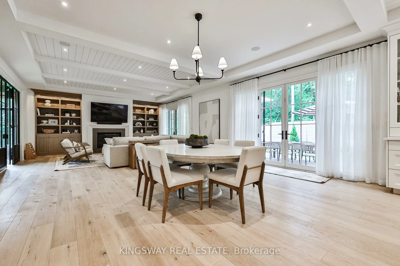 993, Albertson, Lorne Park, Mississauga