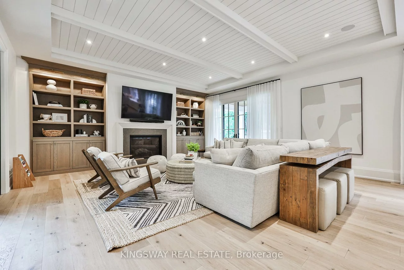 993, Albertson, Lorne Park, Mississauga