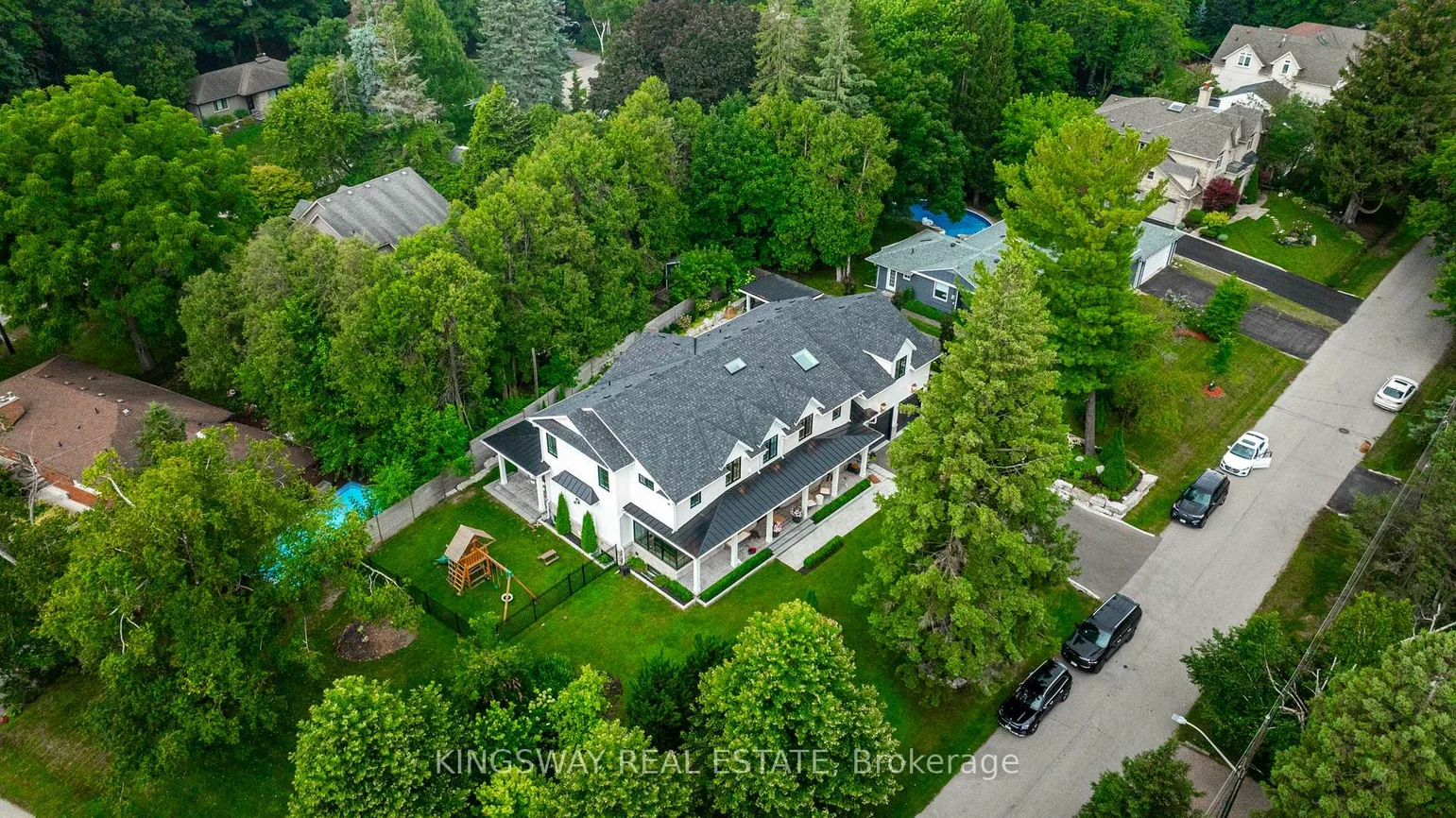 993, Albertson, Lorne Park, Mississauga