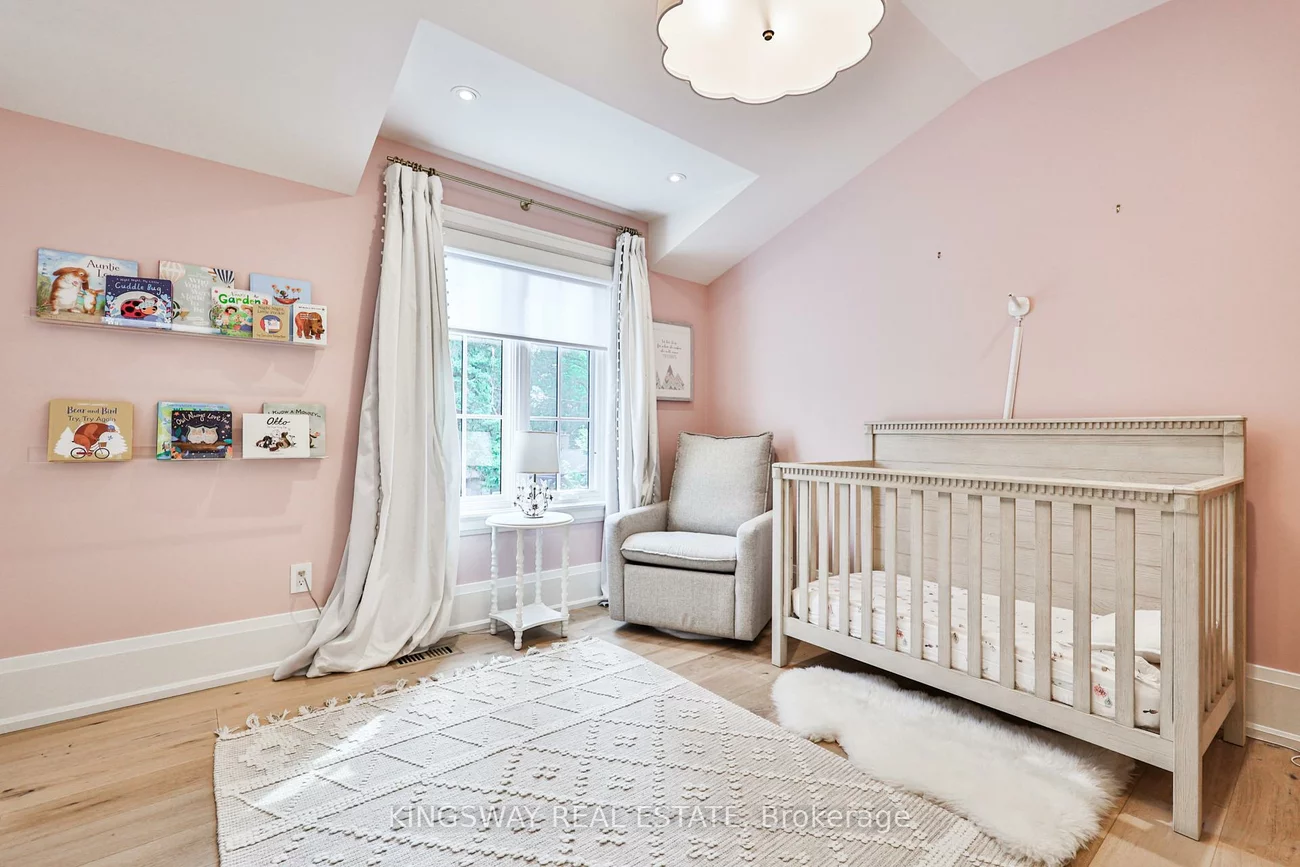 993, Albertson, Lorne Park, Mississauga