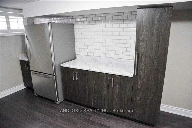 1130, Melton, Lakeview, Mississauga