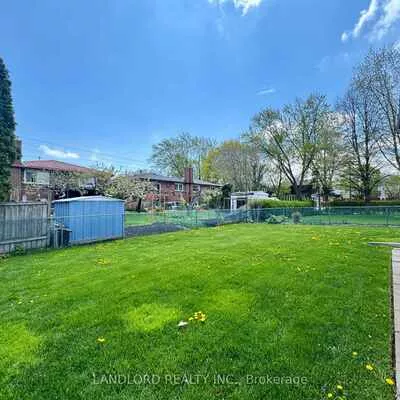1130, Melton, Lakeview, Mississauga