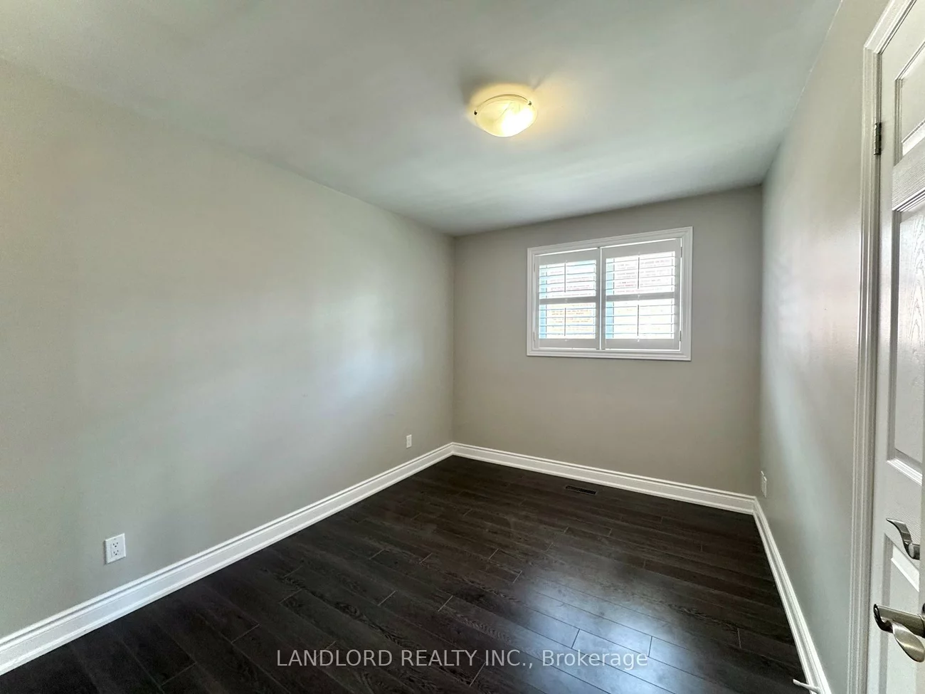 1130, Melton, Lakeview, Mississauga