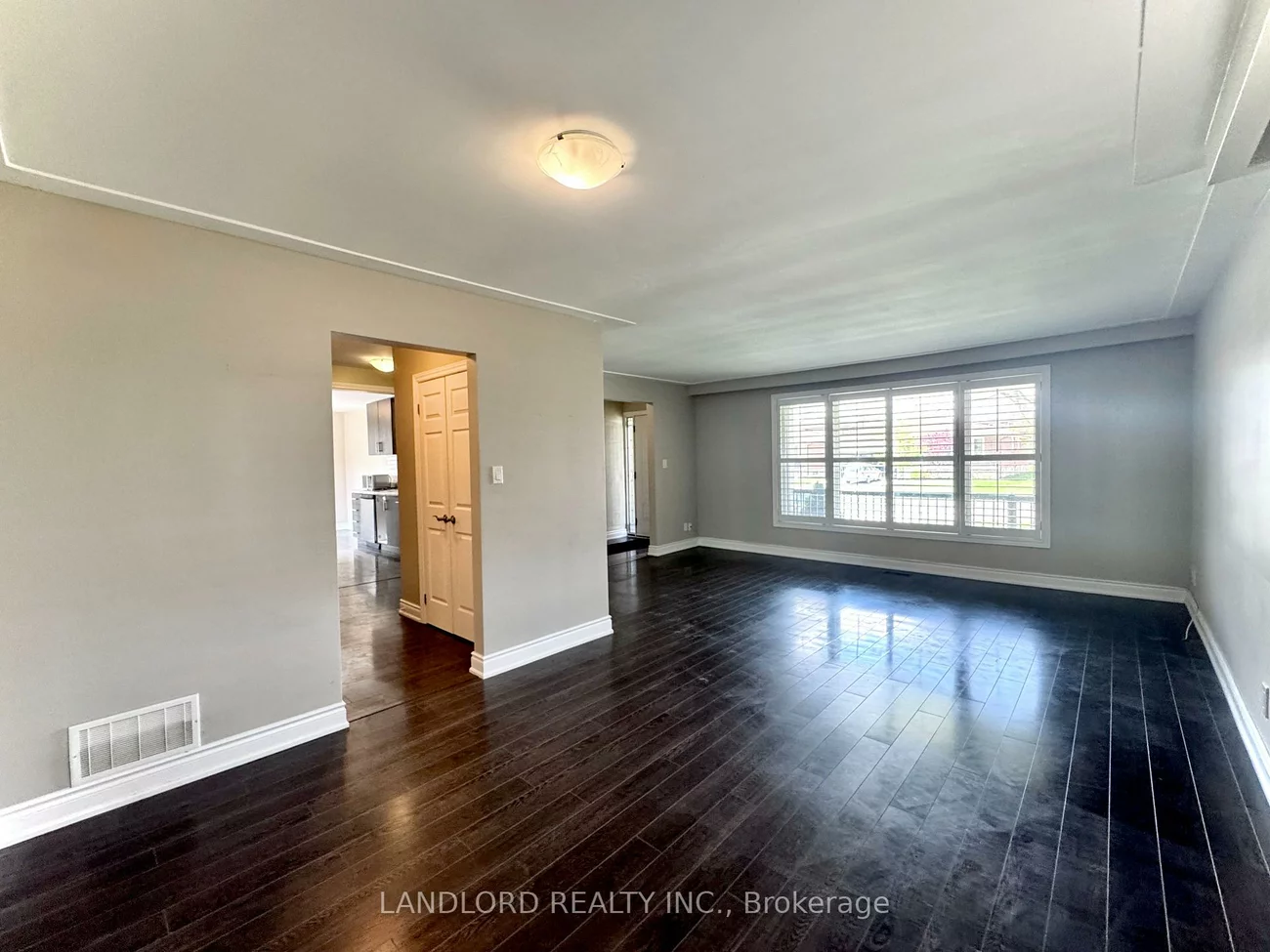 1130, Melton, Lakeview, Mississauga