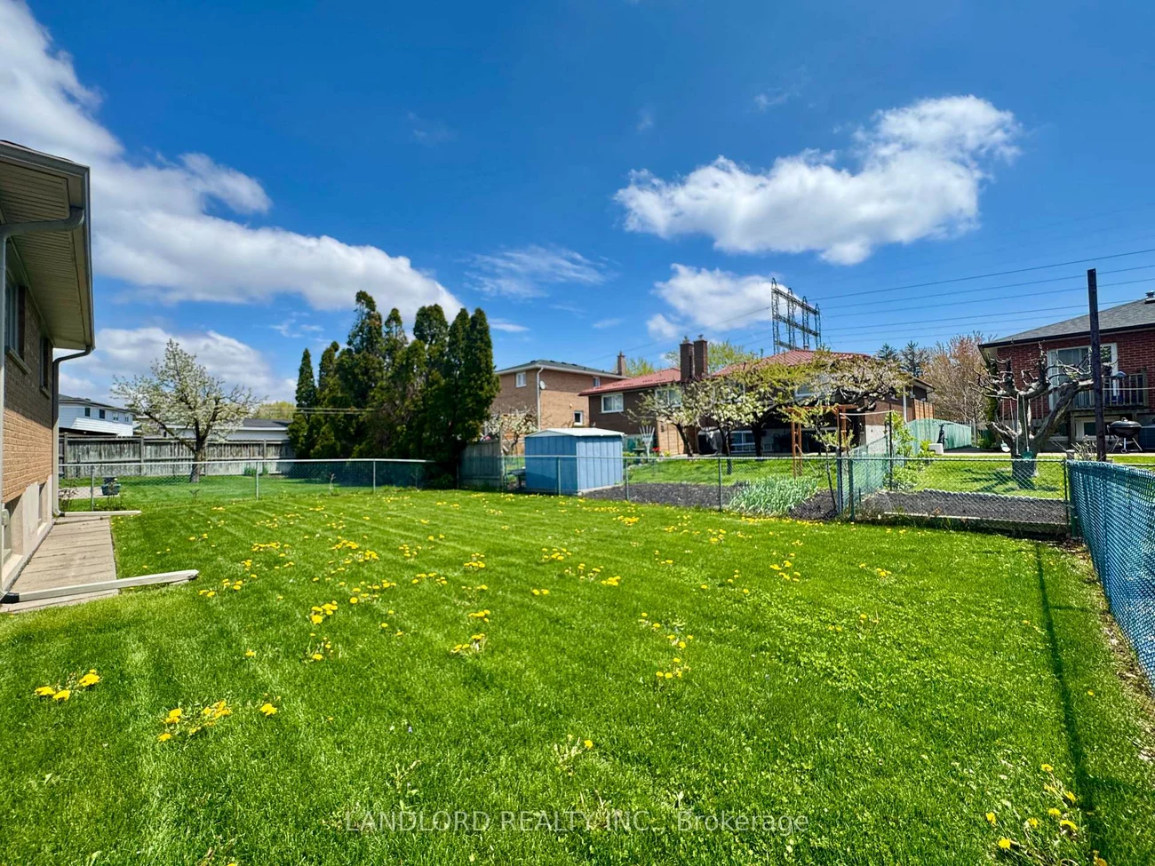 1130, Melton, Lakeview, Mississauga