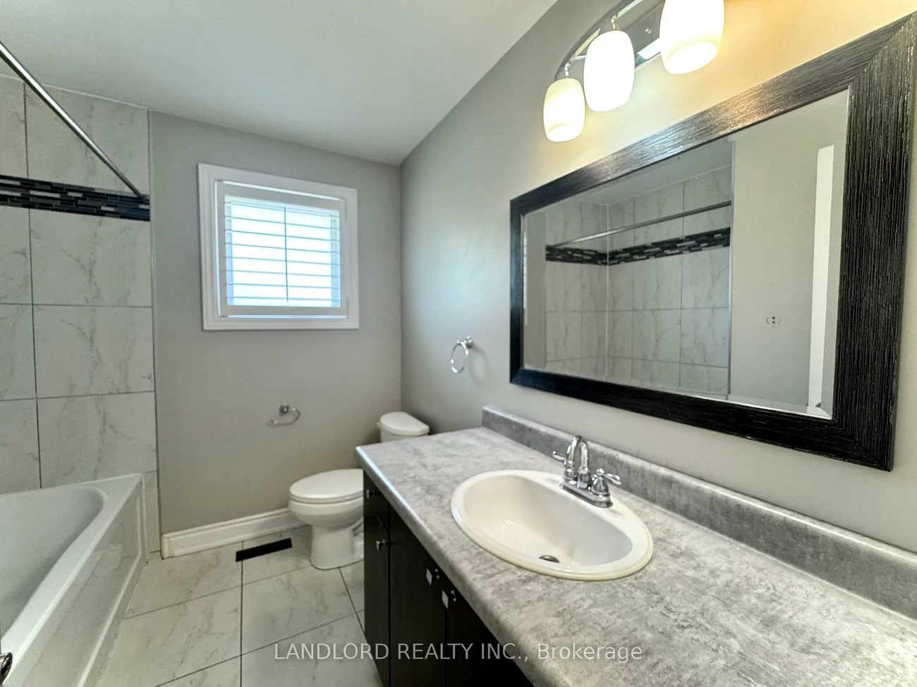 1130, Melton, Lakeview, Mississauga