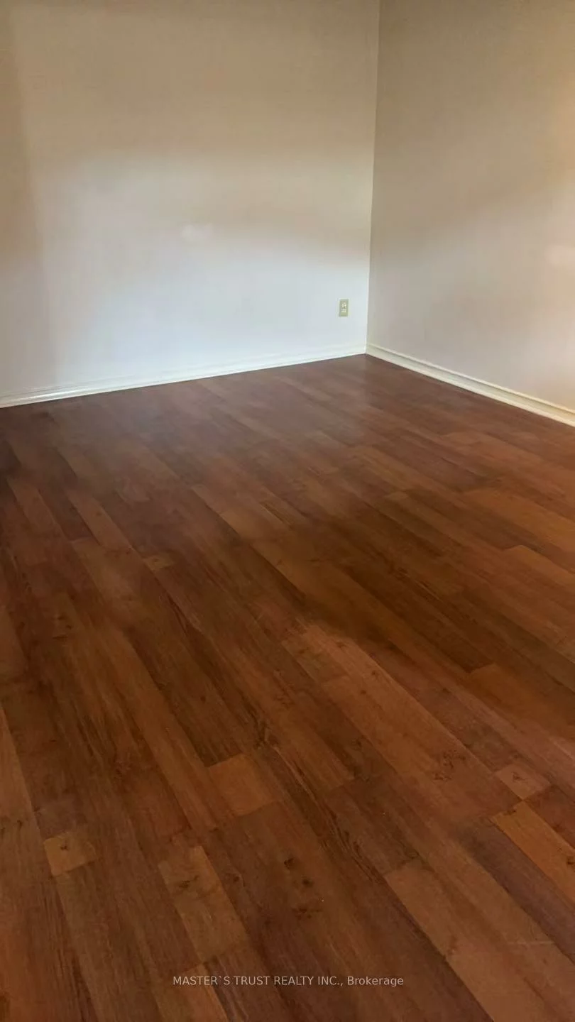 481, Luzon, Fairview, Mississauga