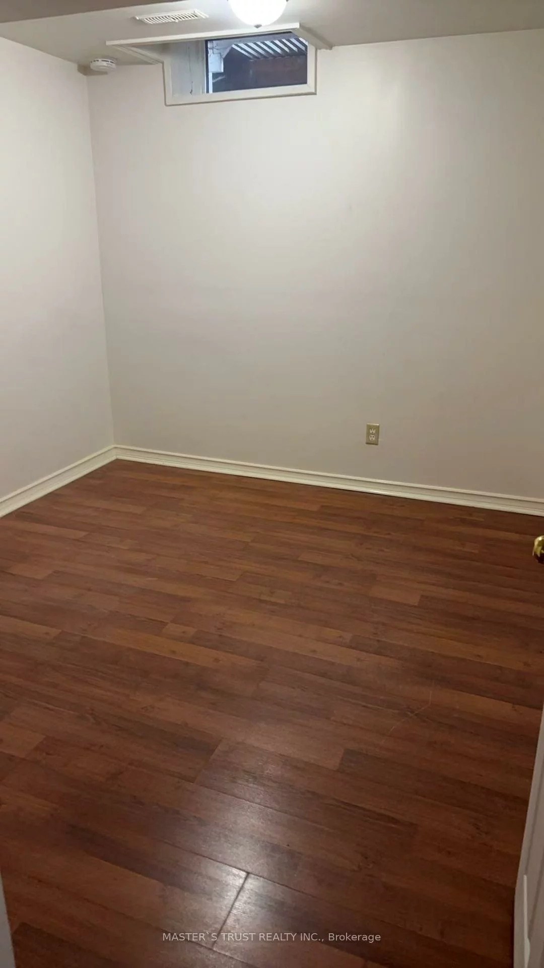 481, Luzon, Fairview, Mississauga