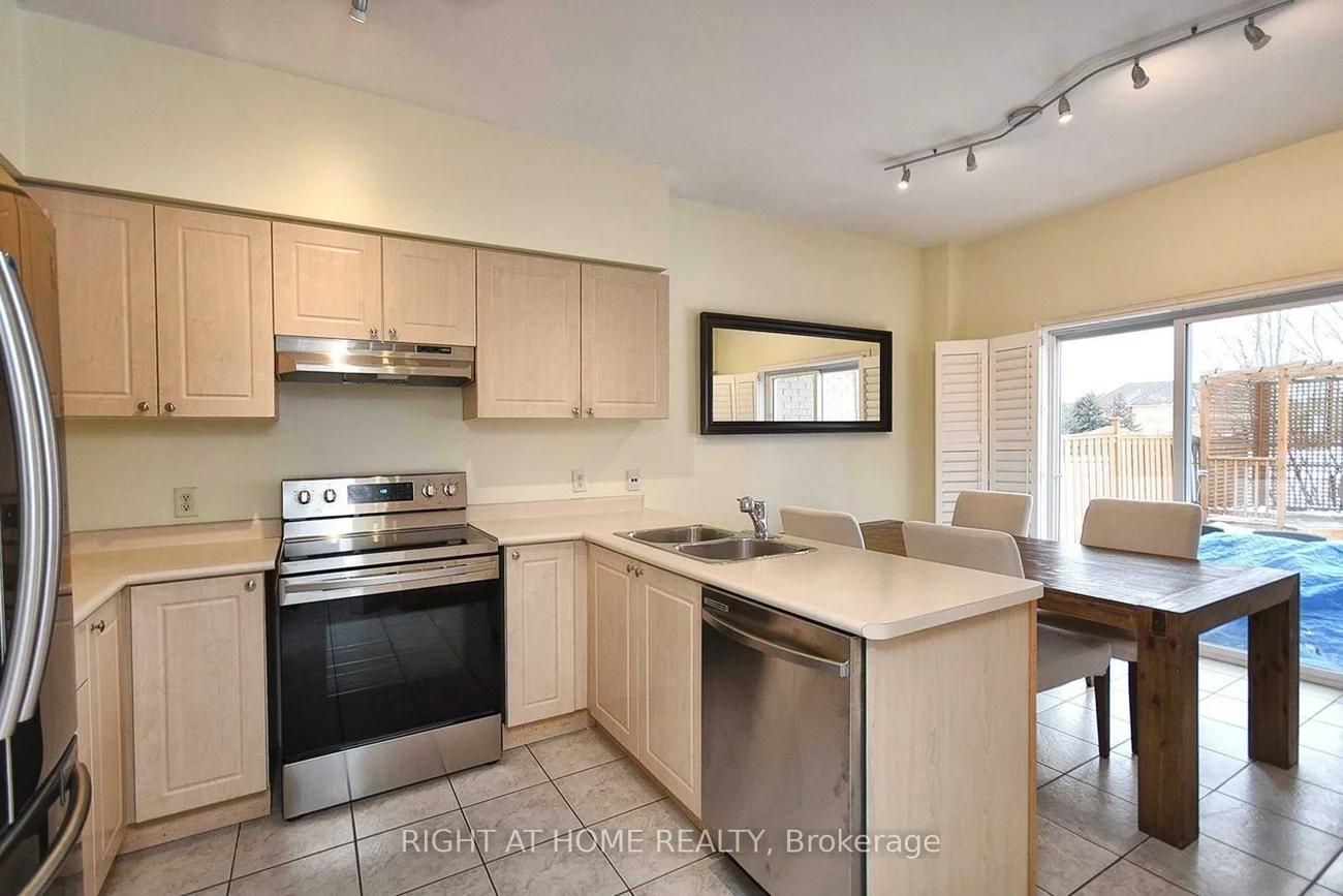 7240, Village, Meadowvale Village, Mississauga