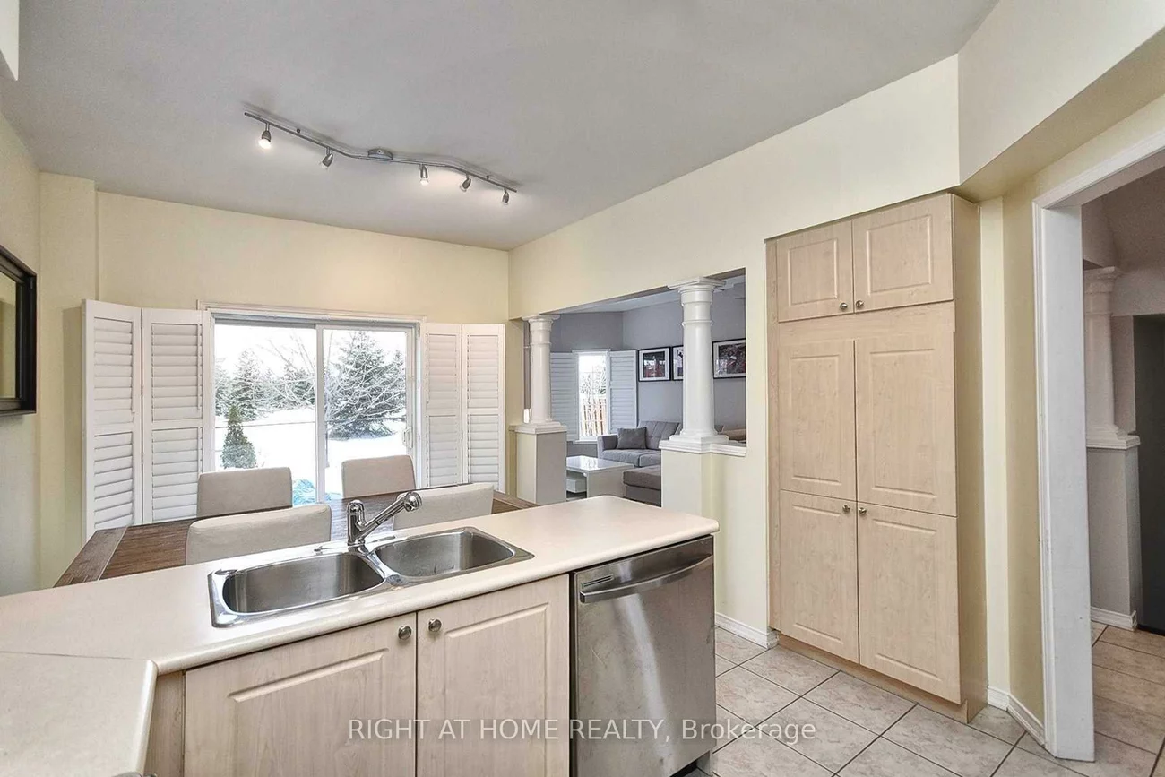 7240, Village, Meadowvale Village, Mississauga