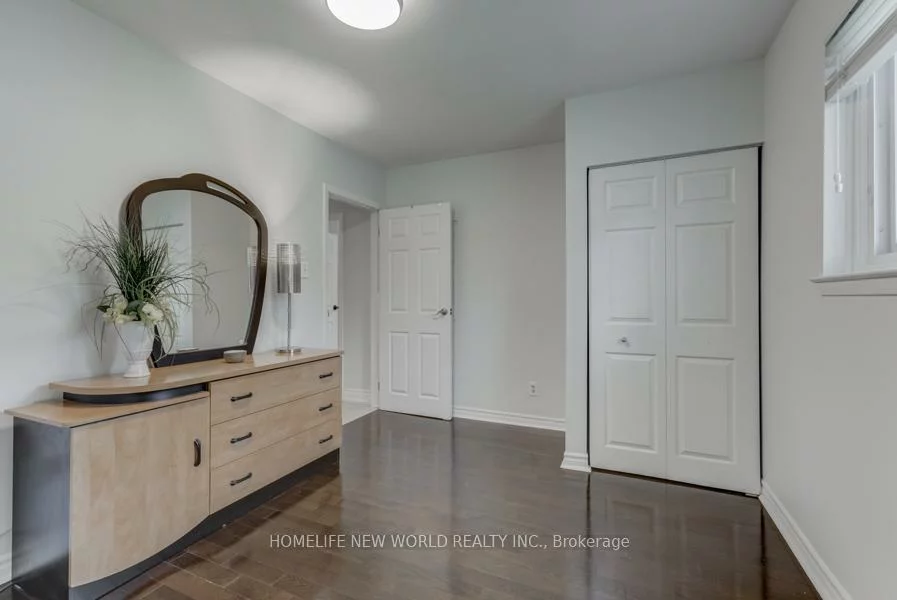 1207, Verhoeven, Erindale, Mississauga