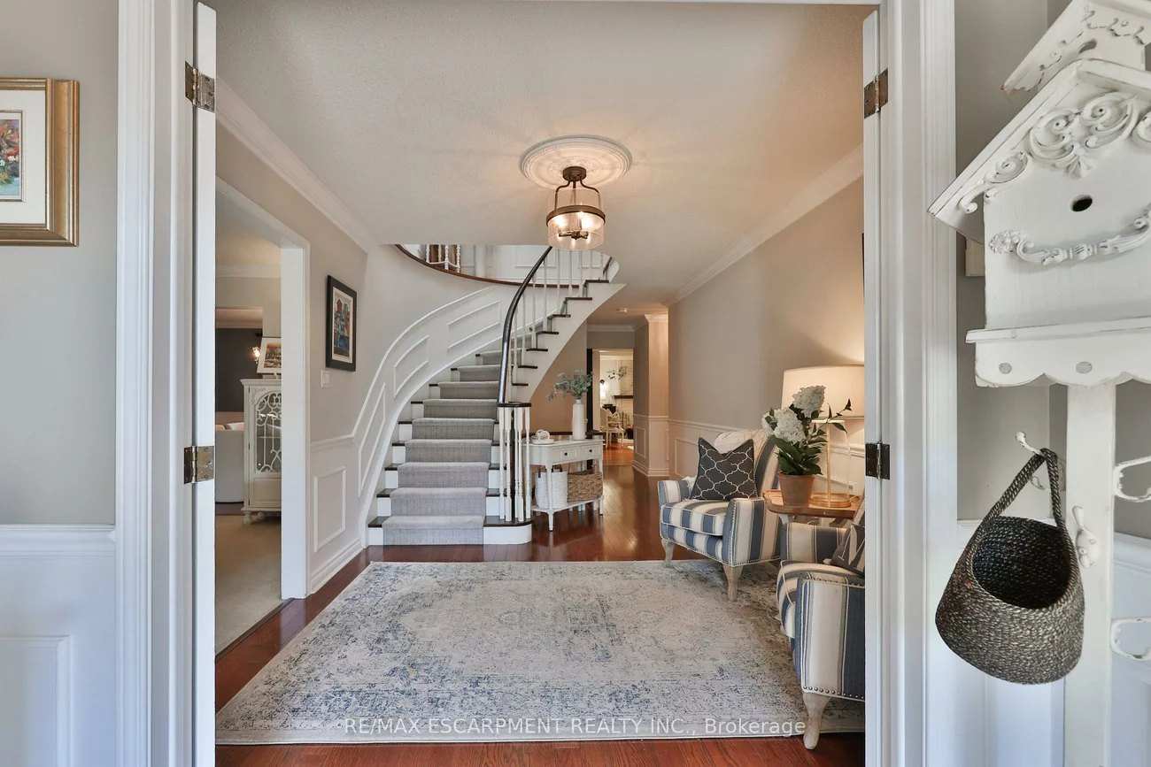 3555, Kingbird, Erin Mills, Mississauga