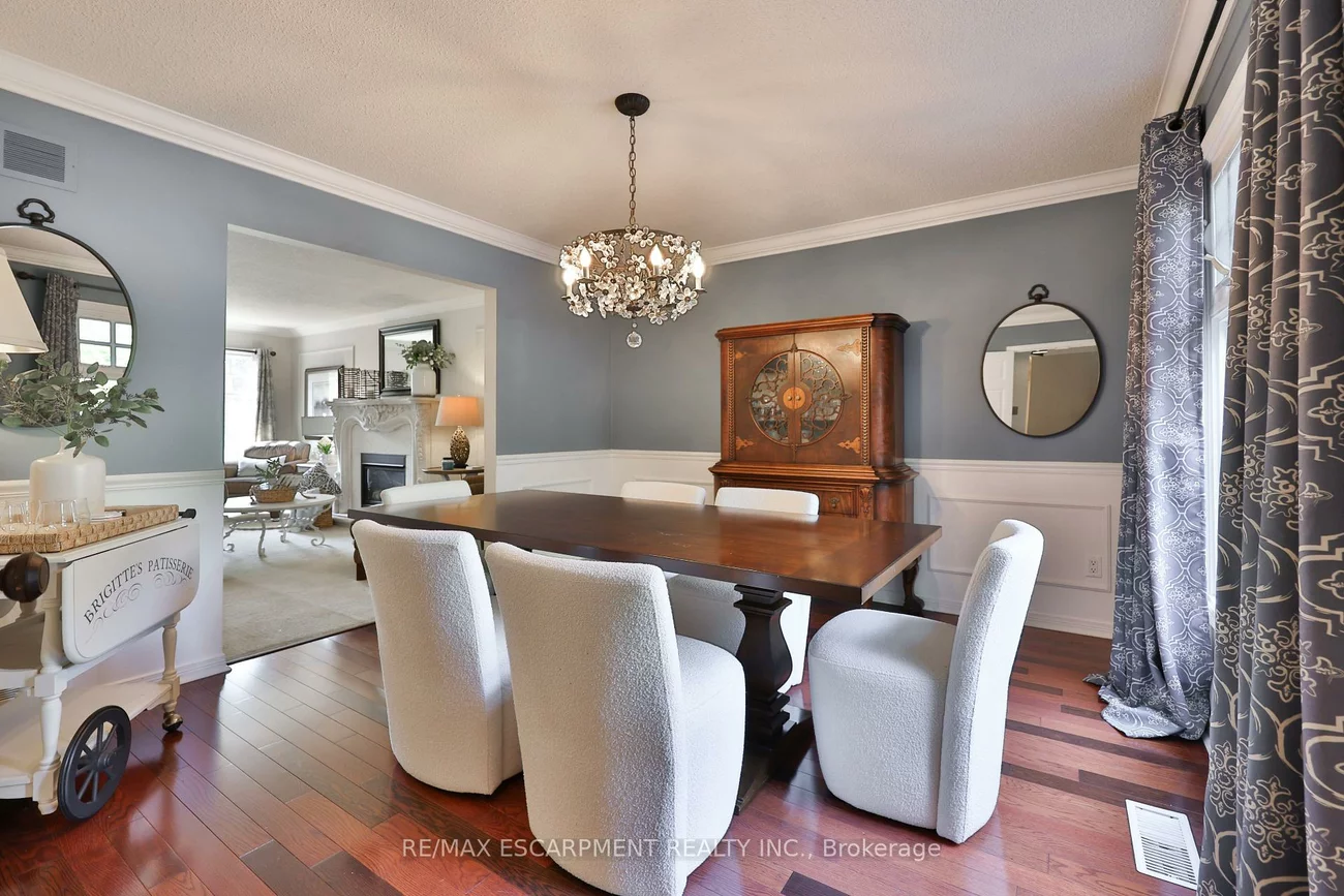 3555, Kingbird, Erin Mills, Mississauga