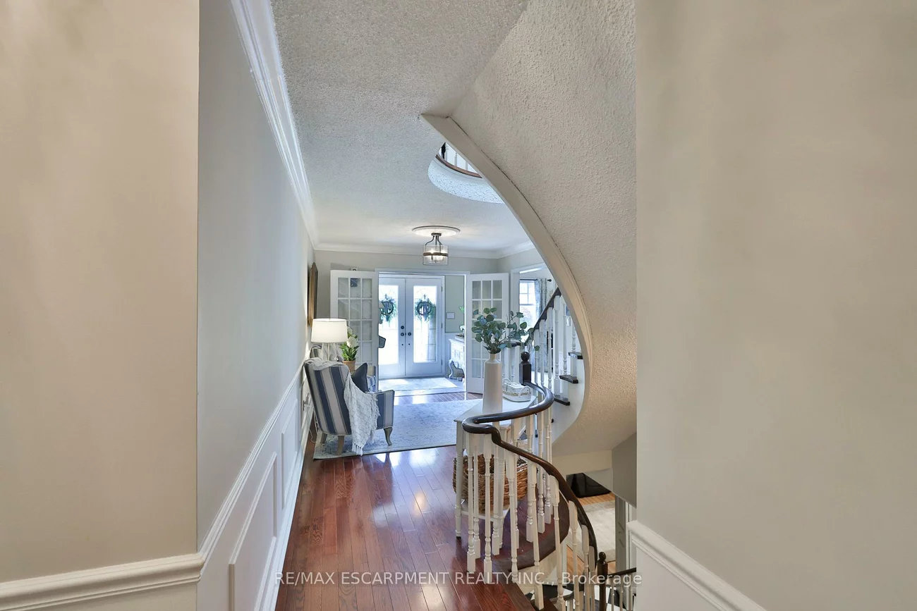 3555, Kingbird, Erin Mills, Mississauga