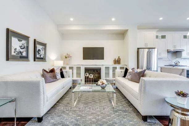 727, Ebony, Lakeview, Mississauga