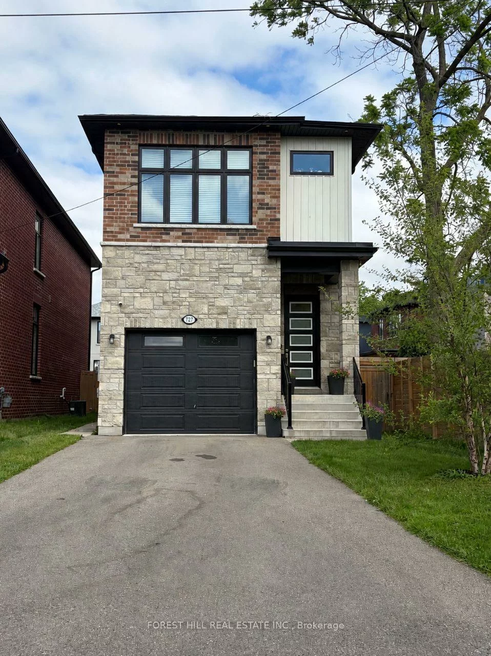 727, Ebony, Lakeview, Mississauga