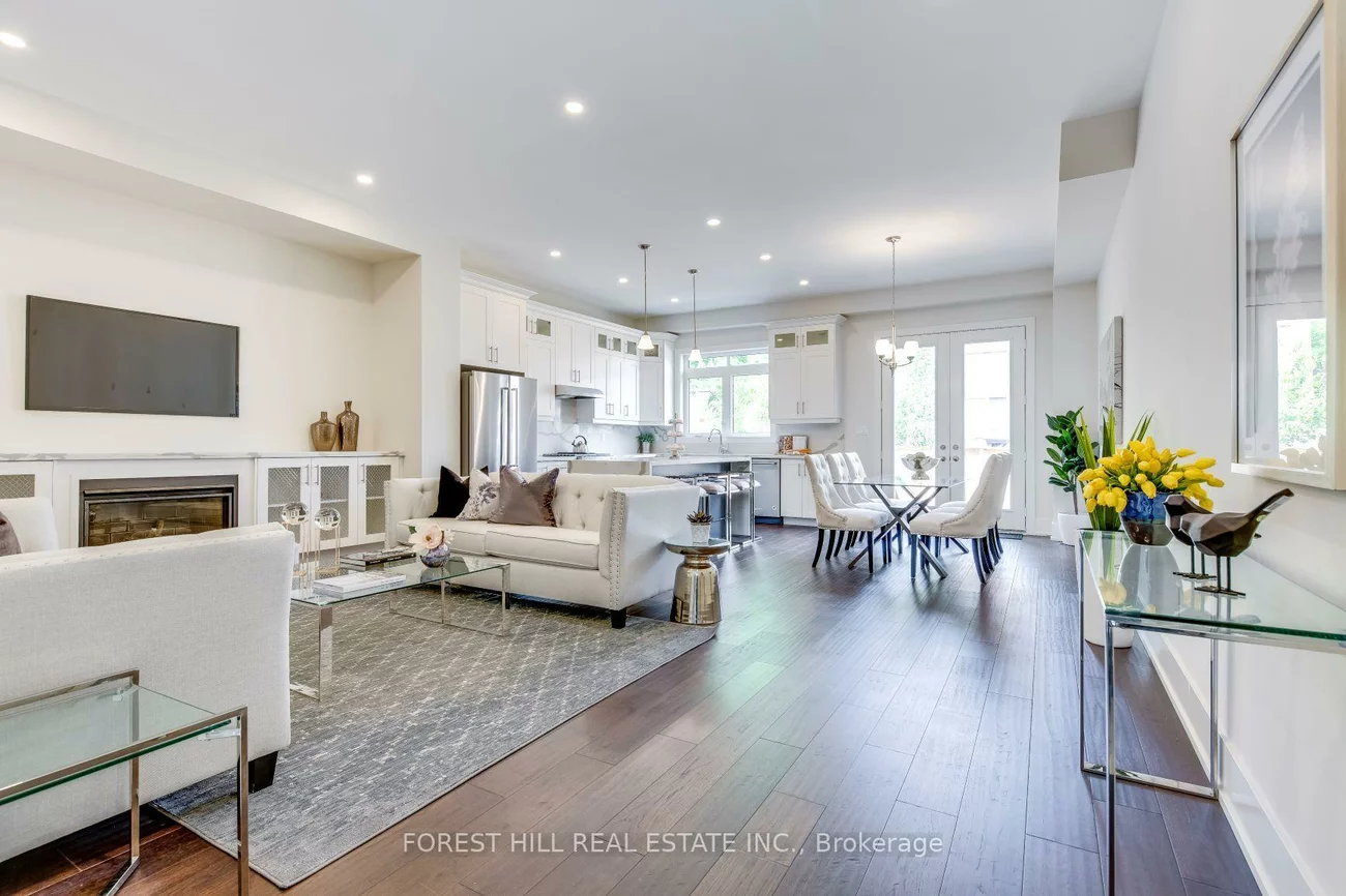 727, Ebony, Lakeview, Mississauga