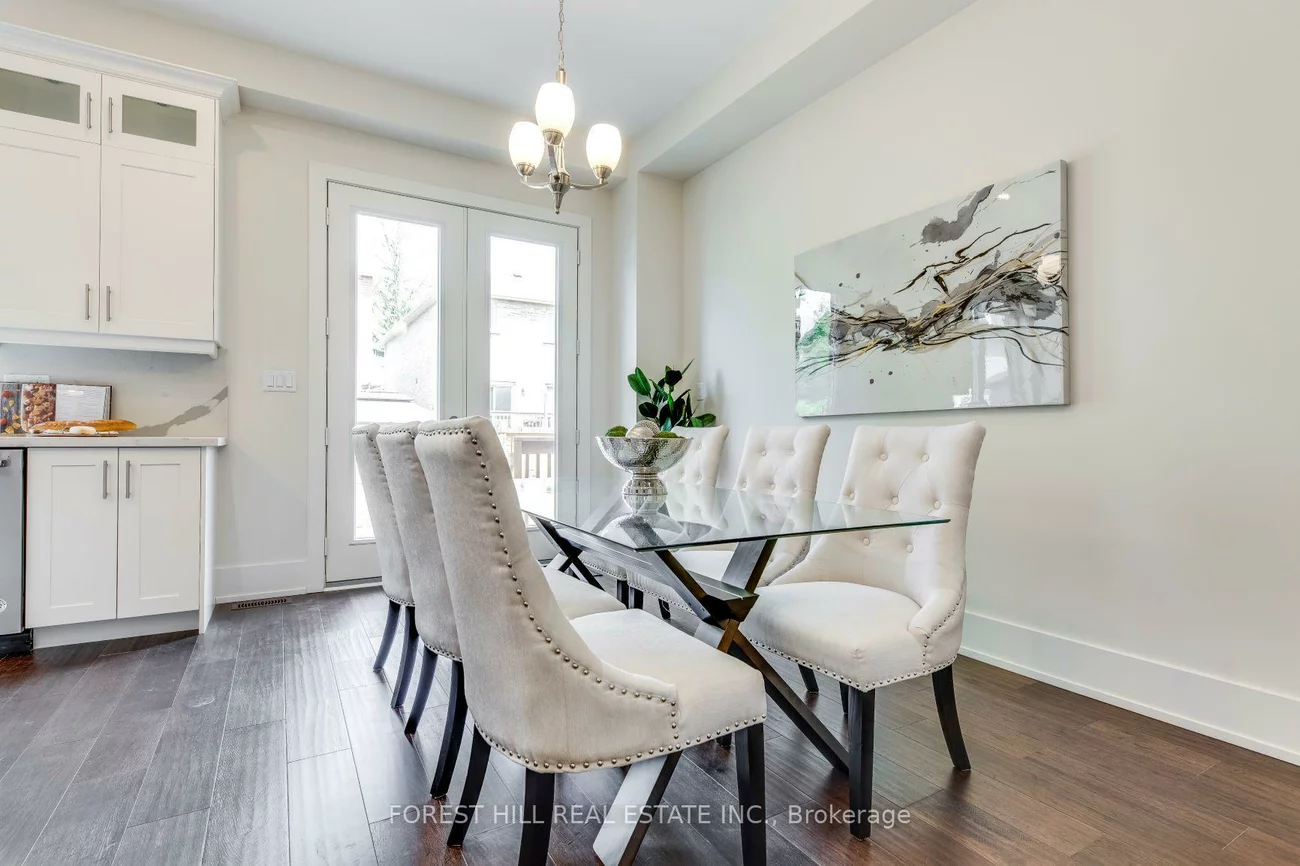 727, Ebony, Lakeview, Mississauga