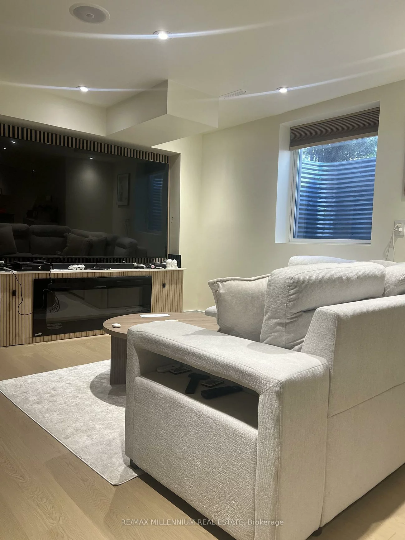 5988, Sidmouth, East Credit, Mississauga
