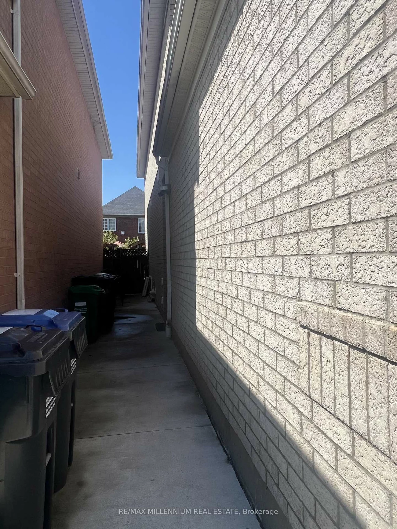 5988, Sidmouth, East Credit, Mississauga