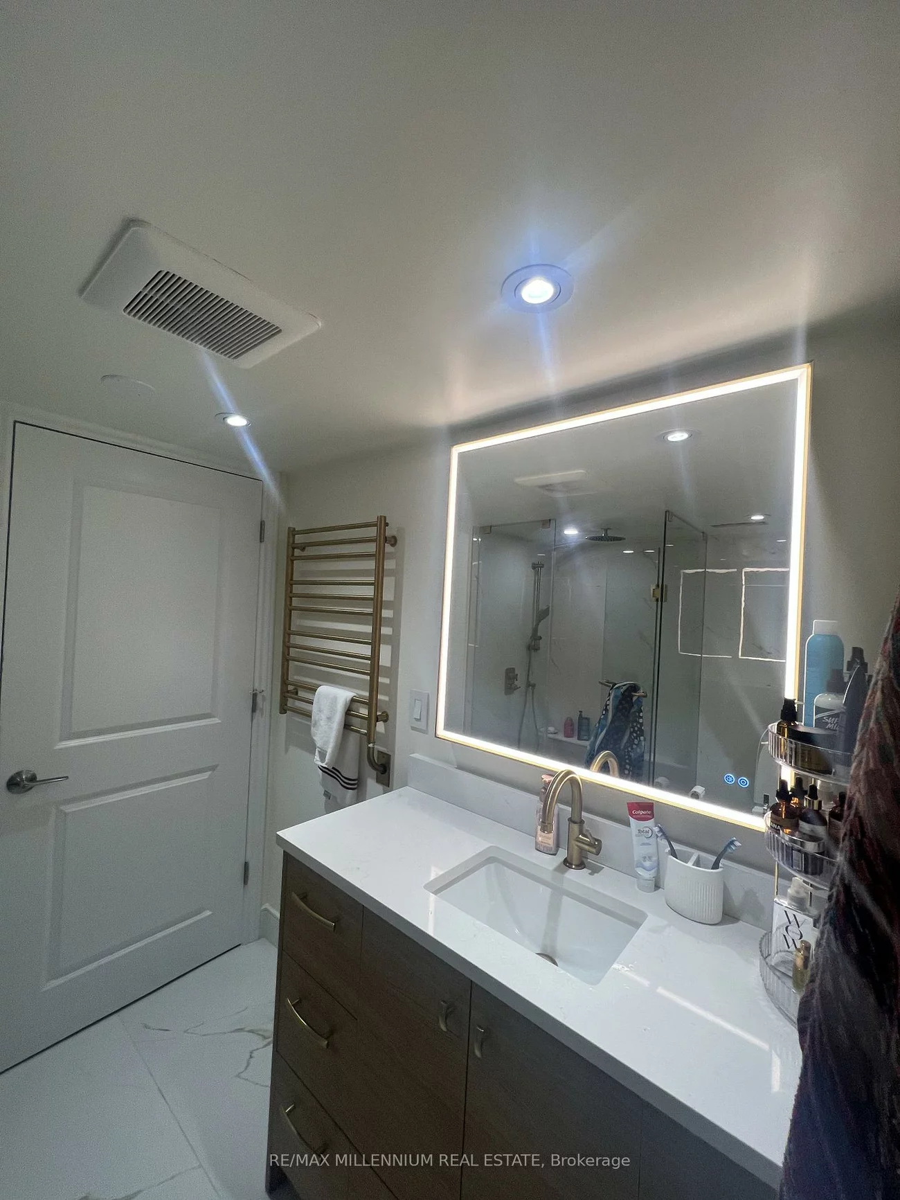 5988, Sidmouth, East Credit, Mississauga