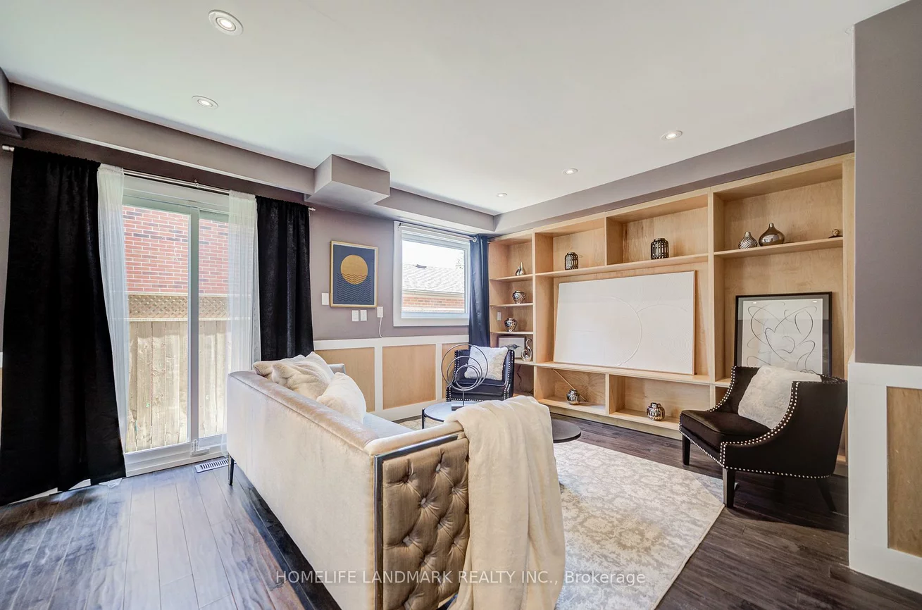 1608, Sherwood Forrest, Sheridan, Mississauga