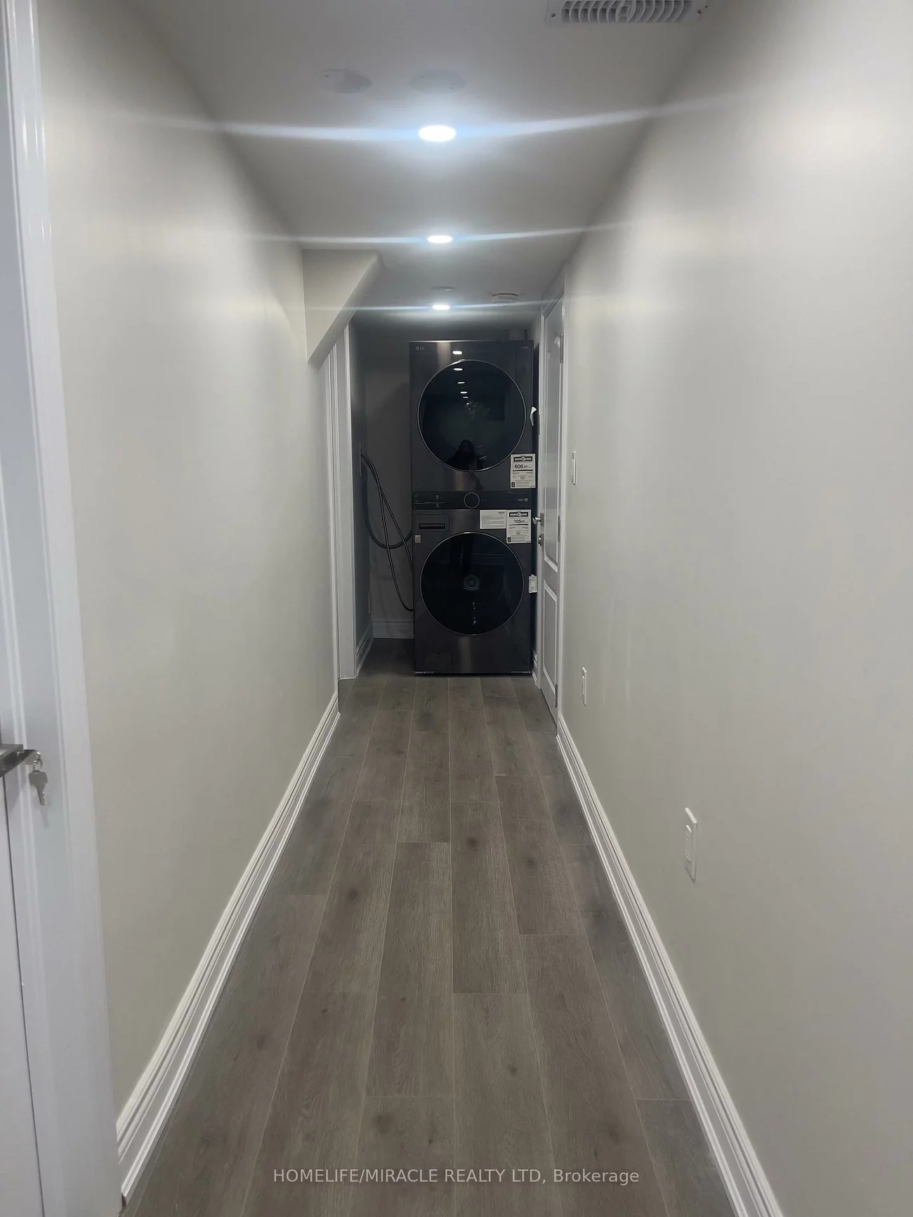 5522, Fleur-De-Lis, Hurontario, Mississauga