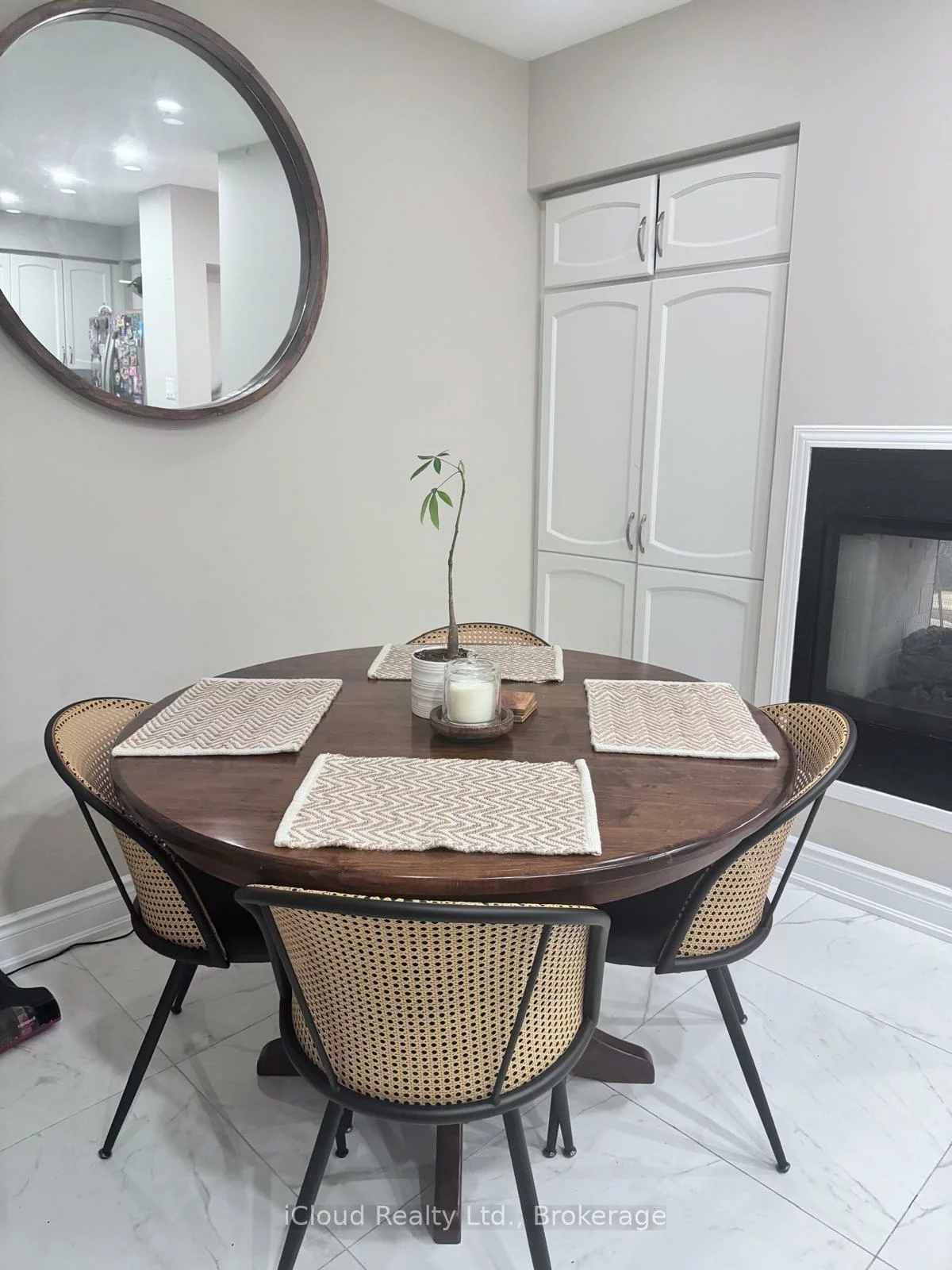 5470, Palmerston, Central Erin Mills, Mississauga