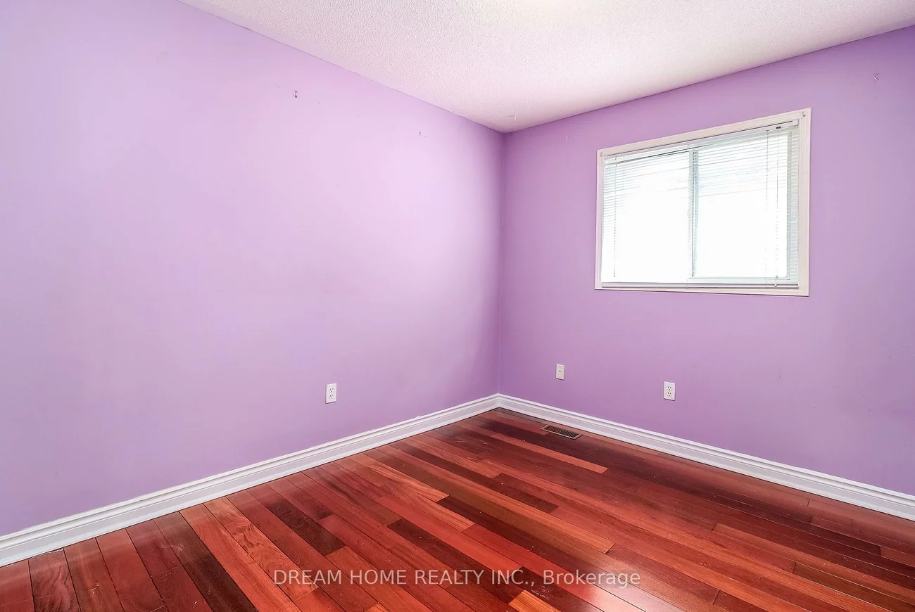 2832, Galleon, Central Erin Mills, Mississauga