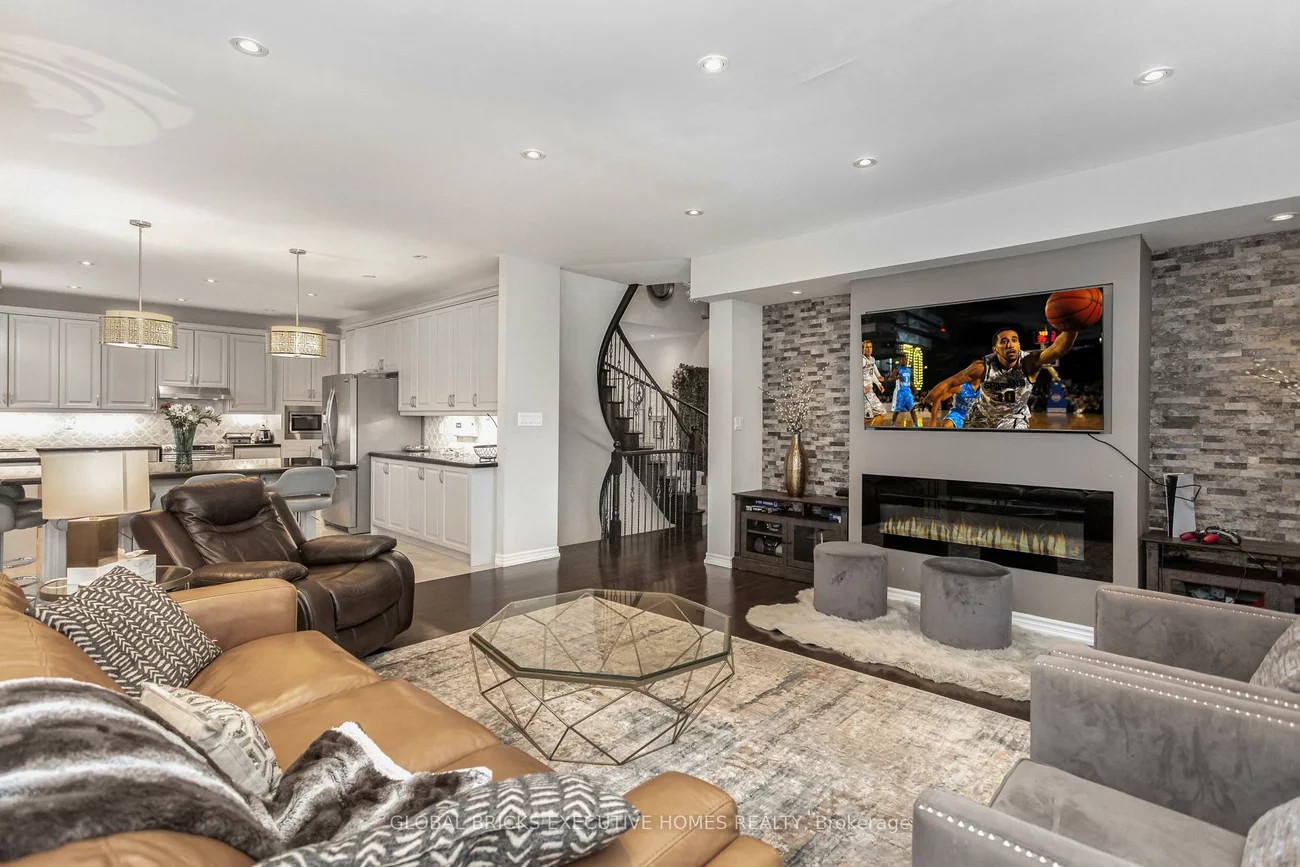 3218, Alpaca, Churchill Meadows, Mississauga